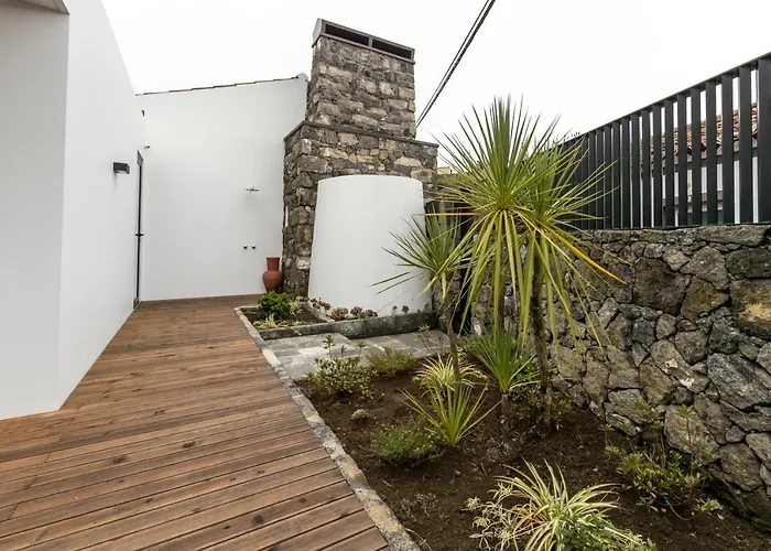 Azaleas Ferienhaus Ribeira Cha